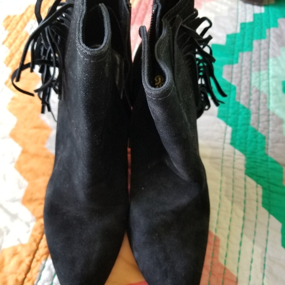Ankle boots